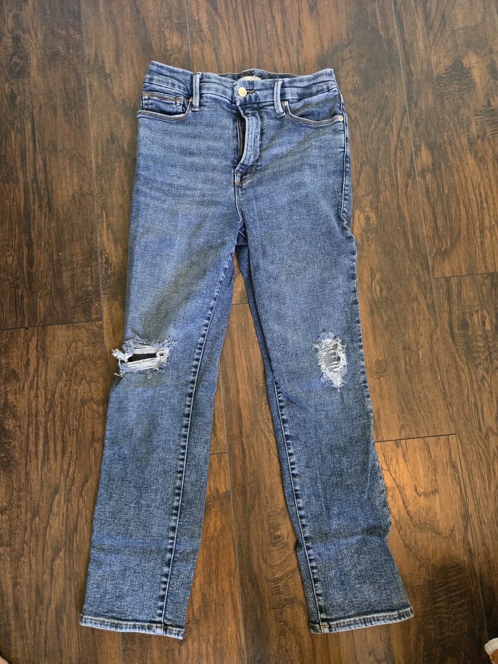 Good American Ripped Skinny Jeans in Blue Wash